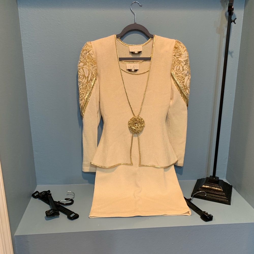 Creamy Gold 2 piece knit suit
